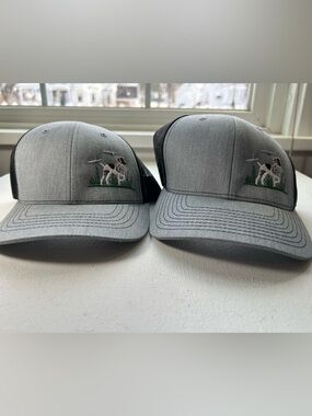 Pointer Dog Trucker Hat Embroidered Gray Hunting Mesh Richardson Lot of Two NWOT